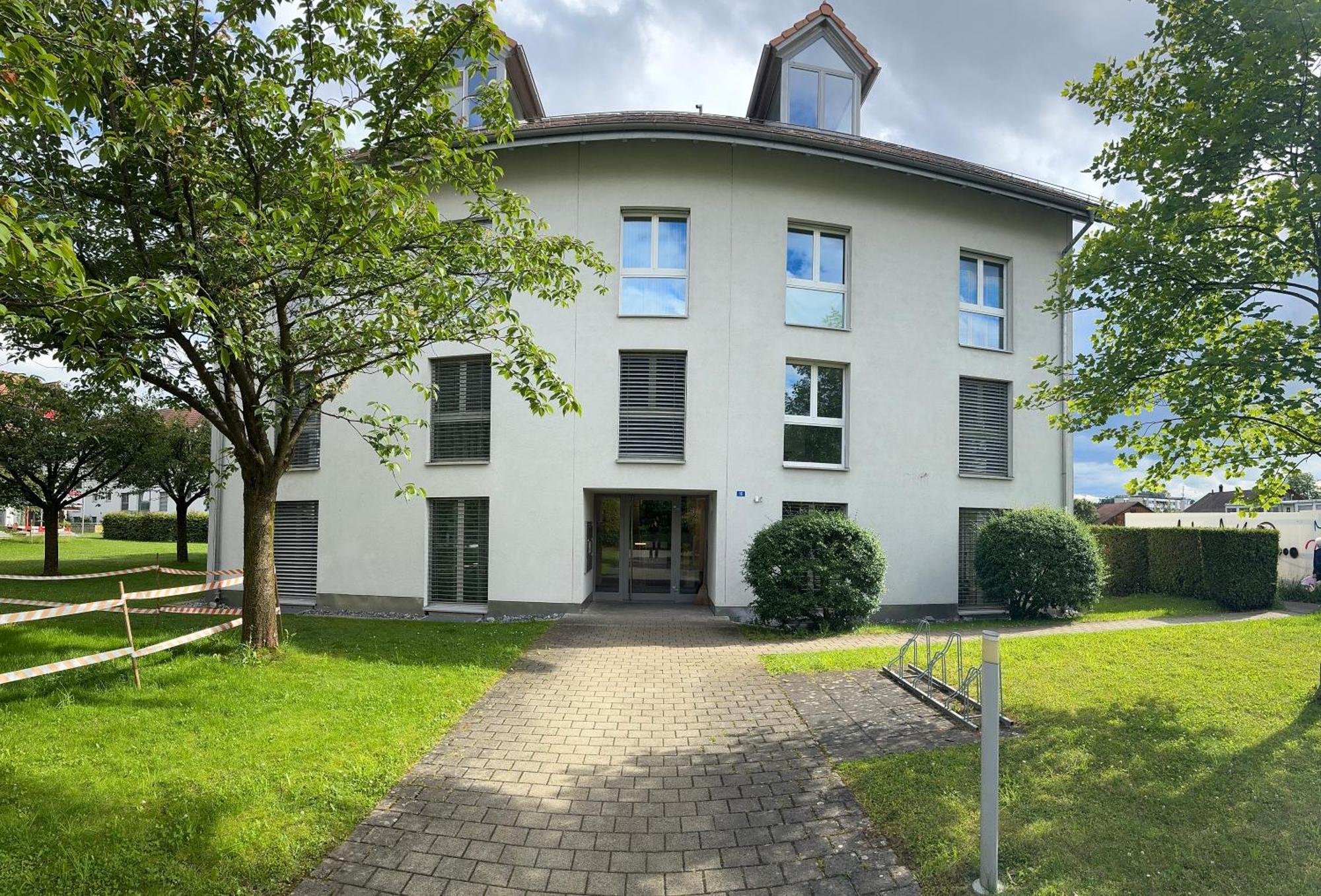 Vk - R - Zuerich Airport - Luxury - Home Stay - Raetschengaessli - Клотен Екстер'єр фото